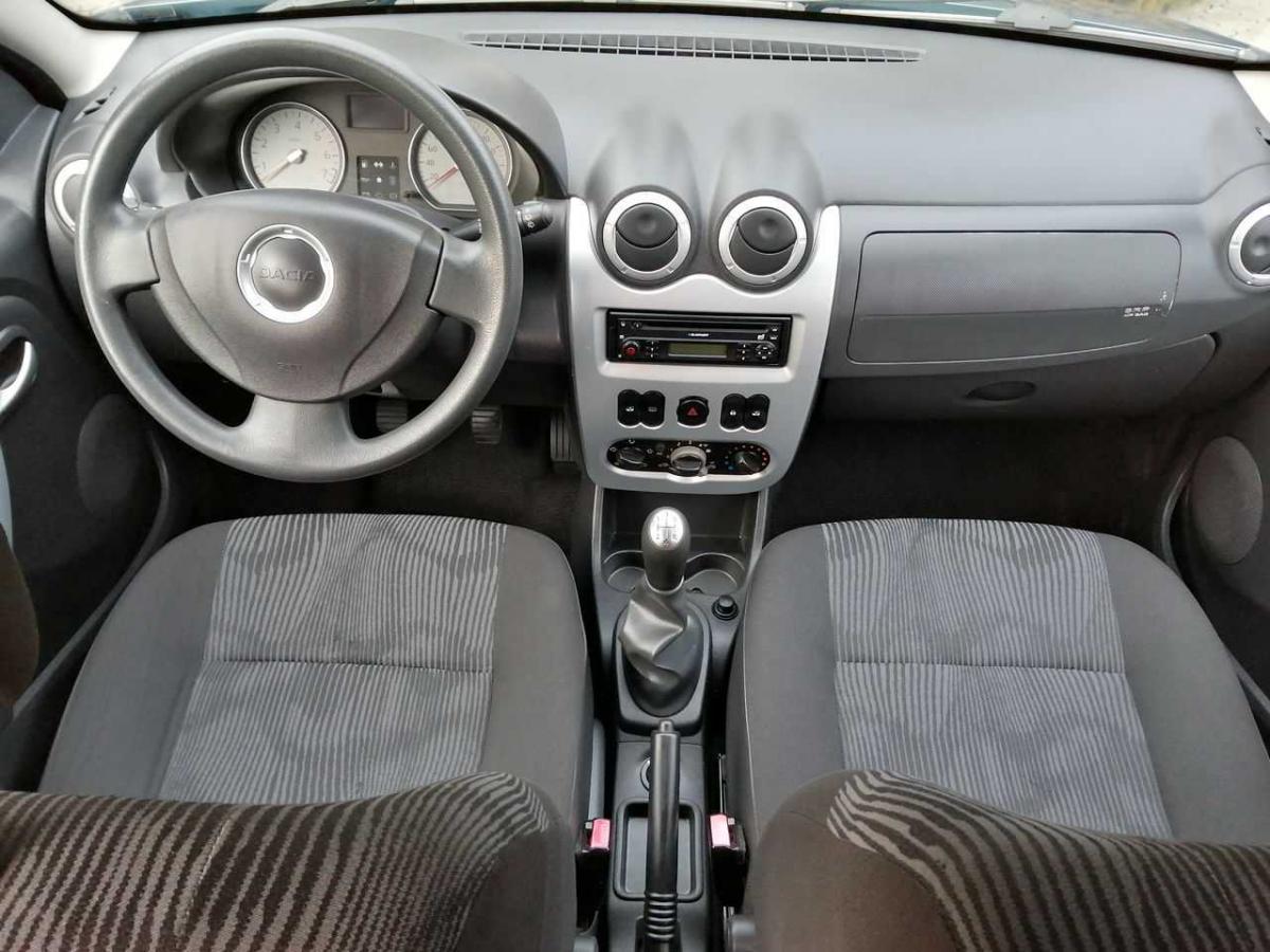 Dacia Sandero 2012