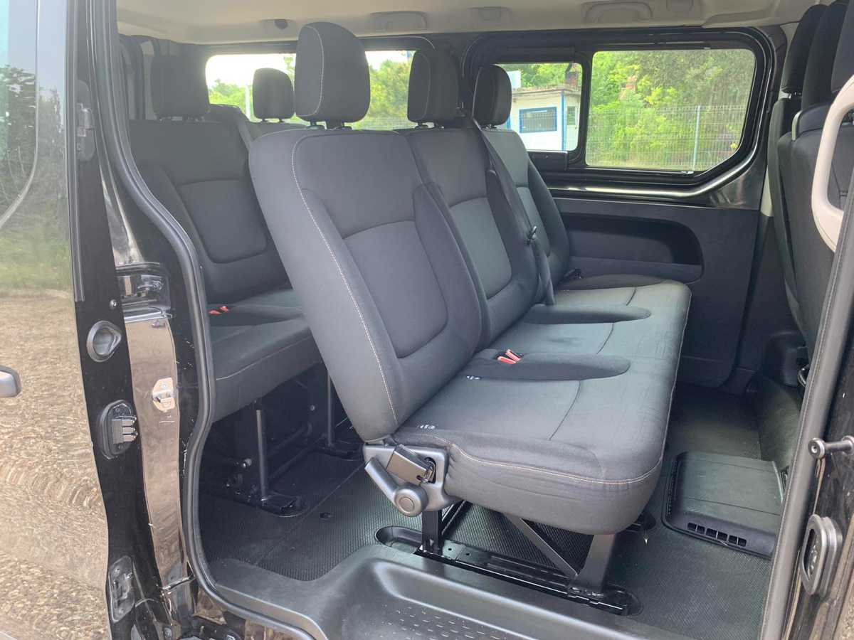 Renault Trafic 9 Locuri