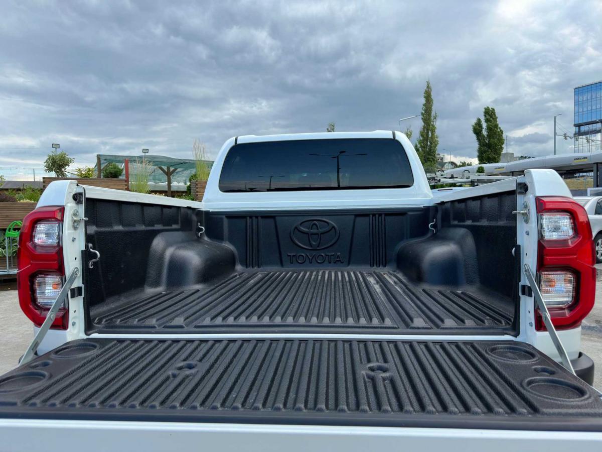 Toyota Hilux 4x4
