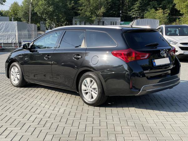 Toyota Auris 2016