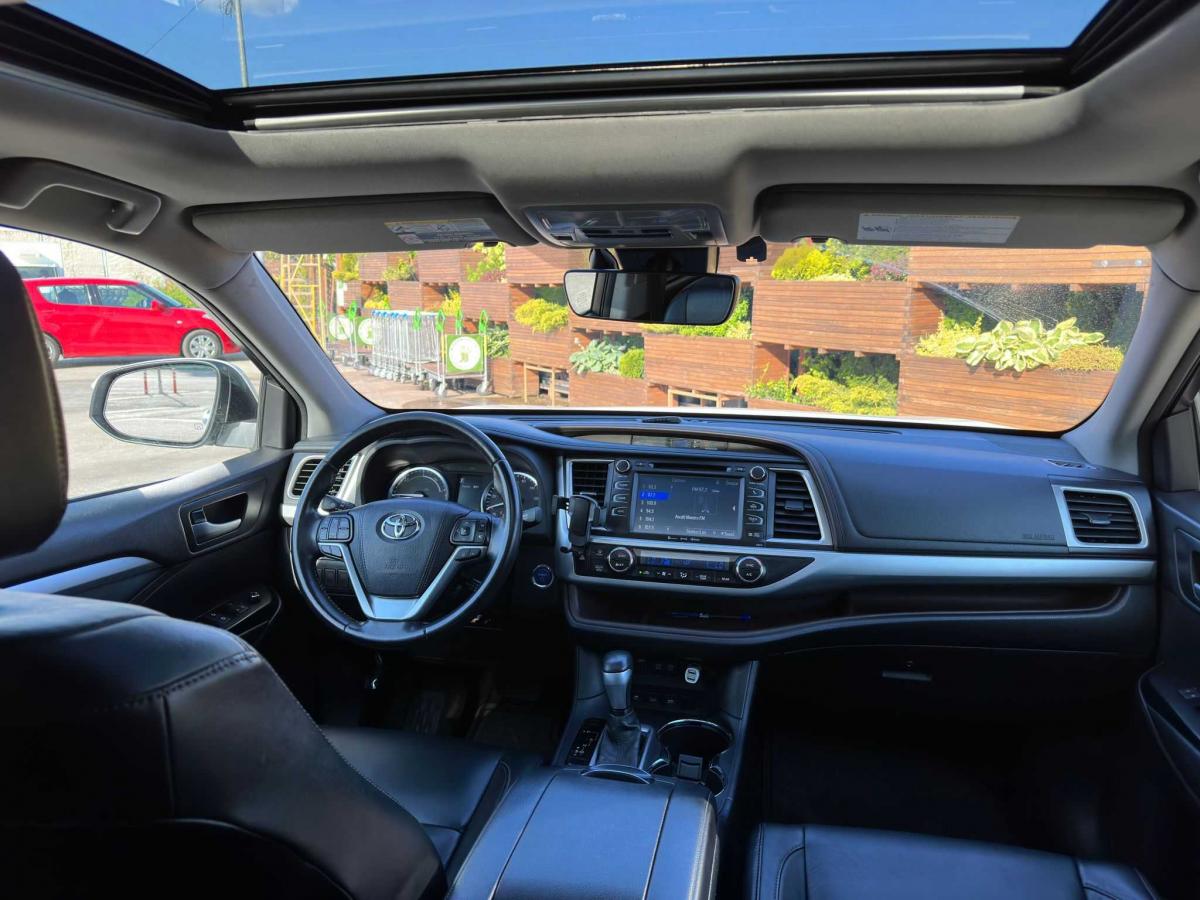 Toyota Highlander 8 Locuri