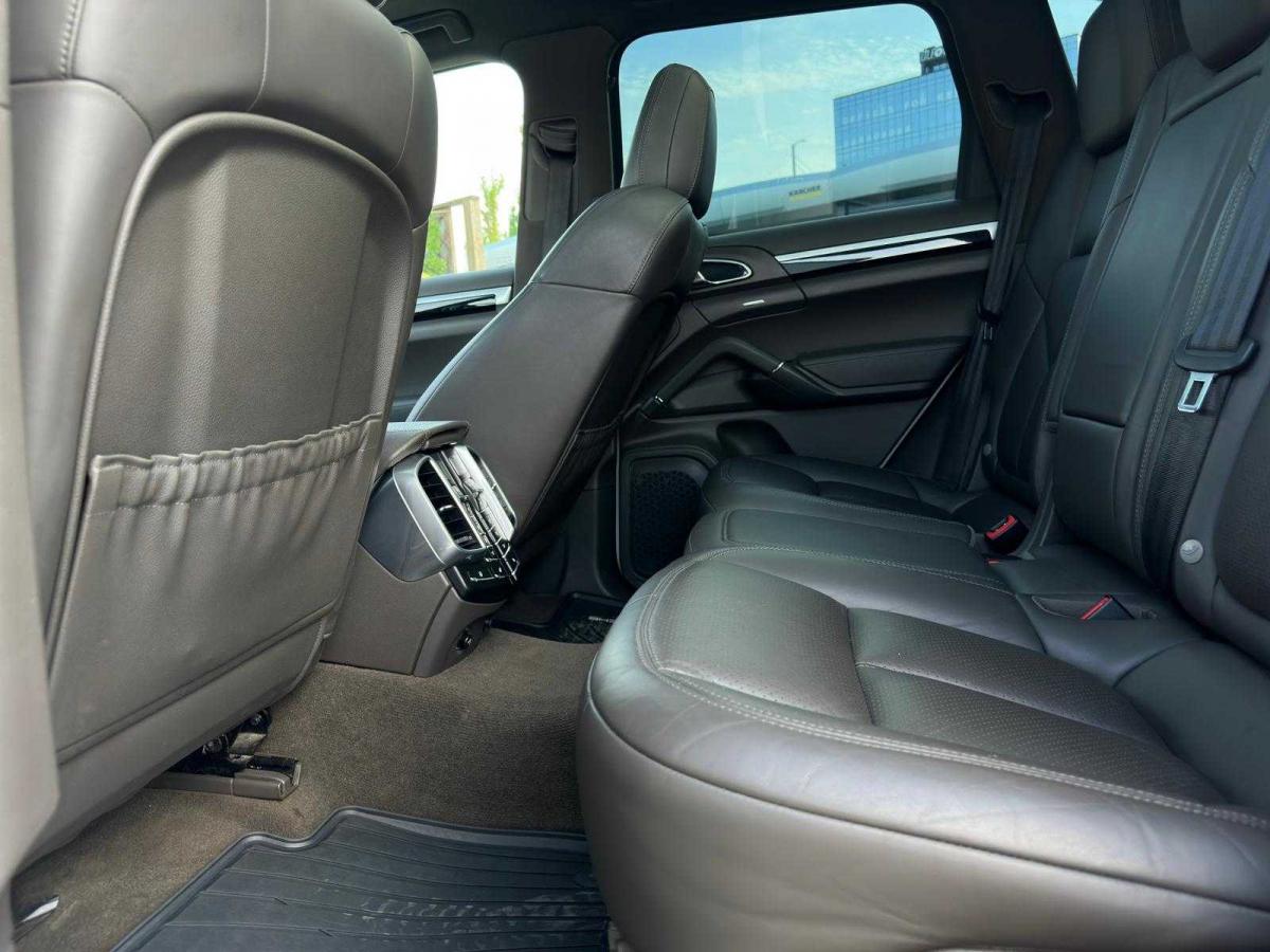 Porsche Cayenne 2017