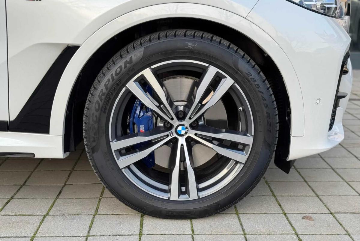 BMW X7 xDrive40i